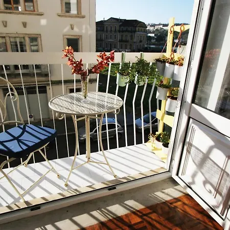 Quarto em Acomodações Particulares Oleiros Center *